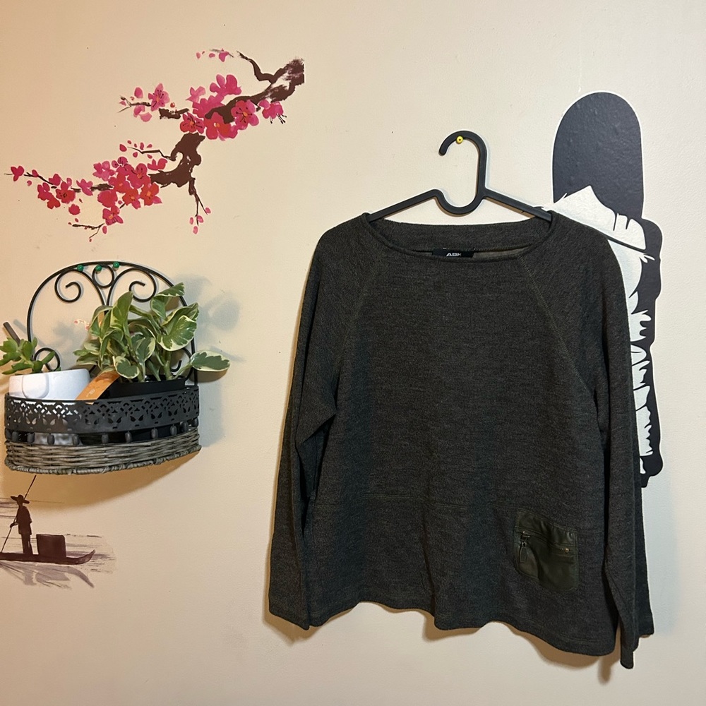 Dark Grey Sweatshirt